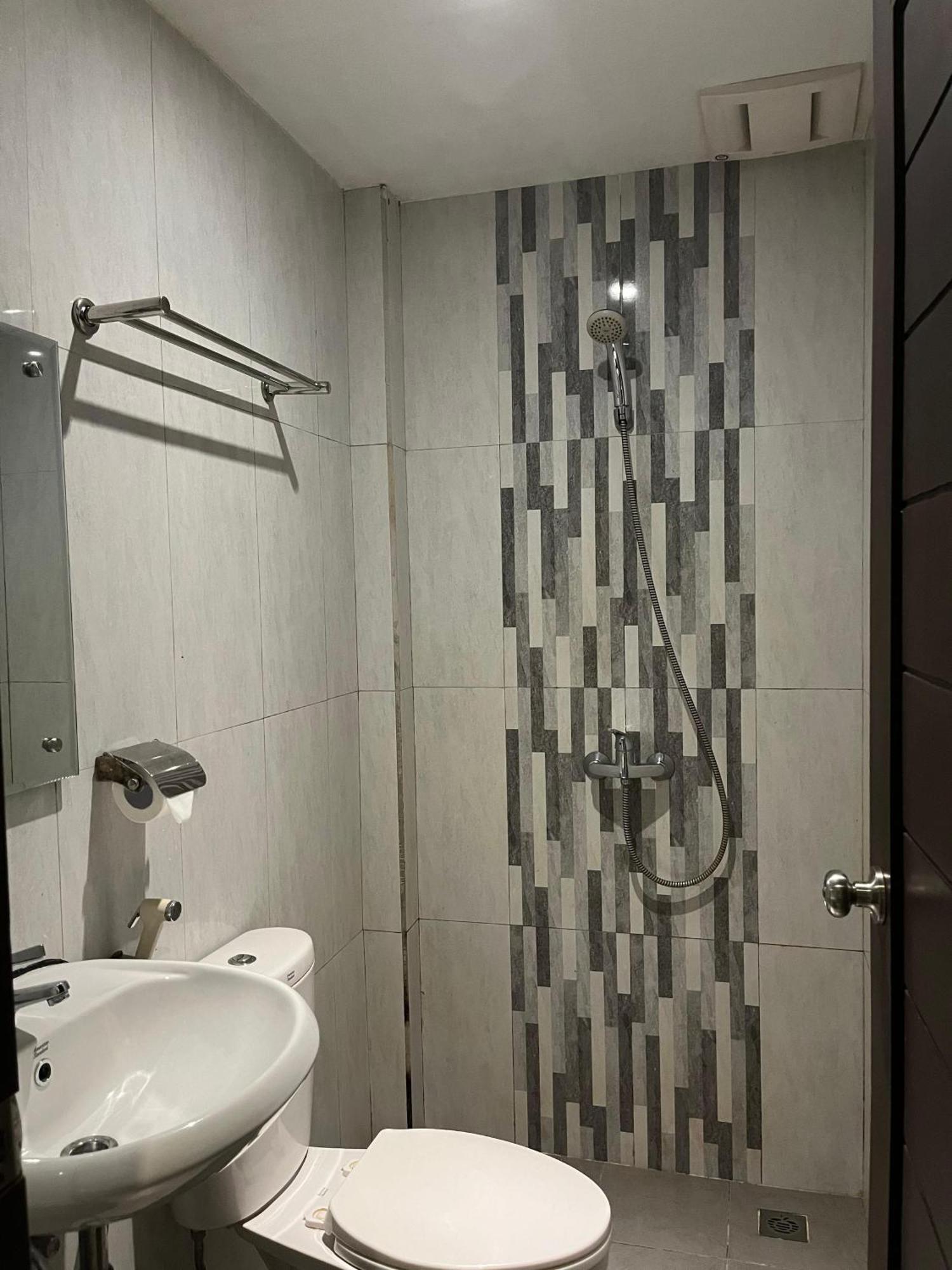 Bless Hotels Sintang Ngoại thất bức ảnh