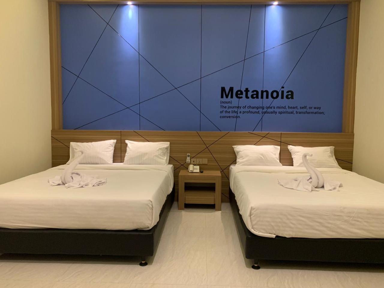 Bless Hotels Sintang Ngoại thất bức ảnh