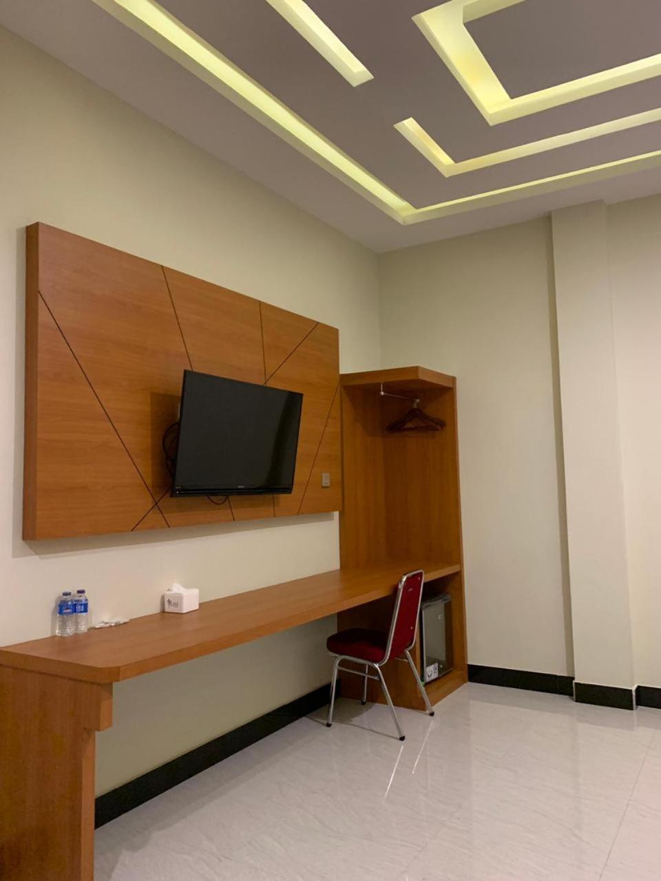 Bless Hotels Sintang Ngoại thất bức ảnh